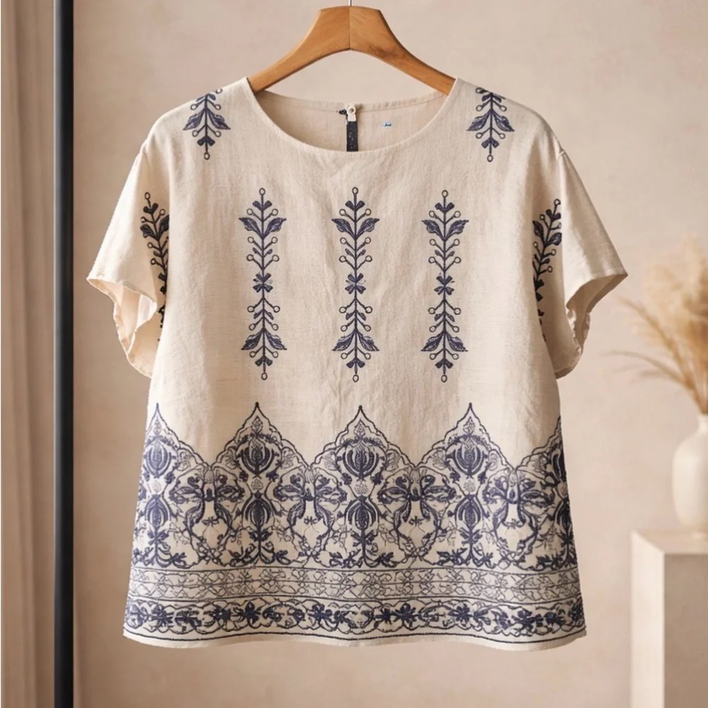 Cream Short-Sleeve Embroidered Blouse with Navy Motif - Picture 1 of 2